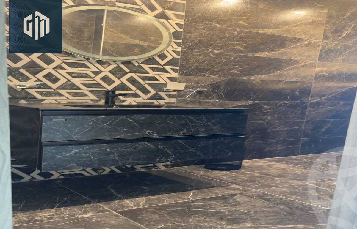 https://aqarmap.com.eg/ar/listing/6291113-for-rent-cairo-new-cairo-compounds-hyde-park-centre-ville-hyde-park