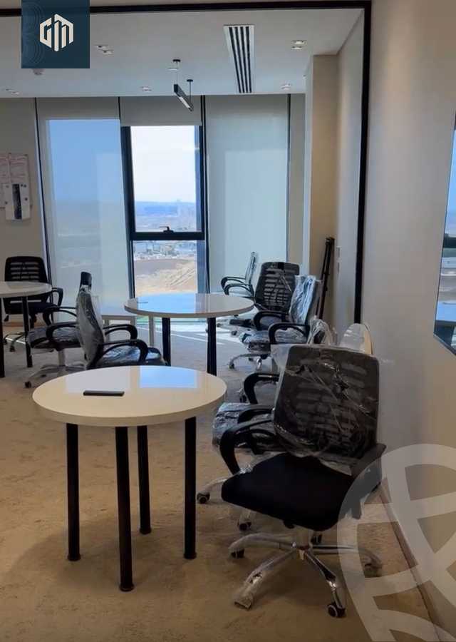 https://aqarmap.com.eg/ar/listing/6300438-for-rent-cairo-new-cairo-compounds-hyde-park-centre-ville-hyde-park