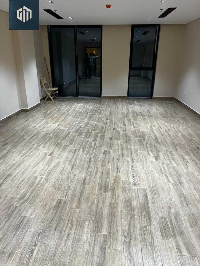 https://aqarmap.com.eg/ar/listing/6300611-for-rent-cairo-new-cairo-compounds-hyde-park-centre-ville-hyde-park