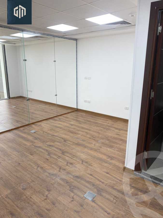 https://aqarmap.com.eg/en/listing/6301027-for-rent-cairo-new-cairo-compounds-hyde-park-centre-ville-hyde-park