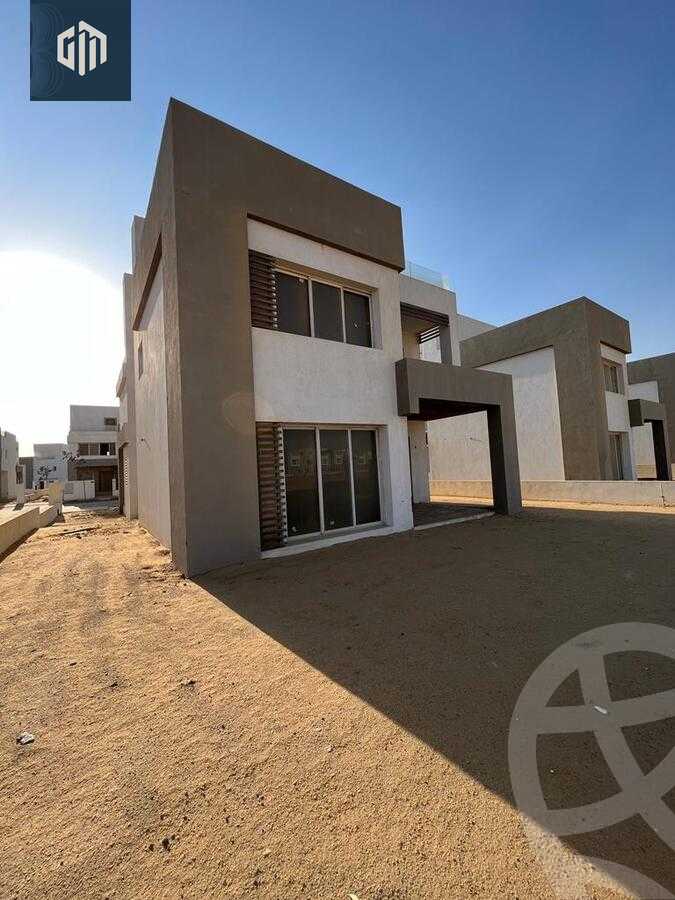 https://aqarmap.com.eg/en/listing/6303033-for-sale-cairo-new-cairo-compounds-hyde-park-centre-ville-hyde-park
