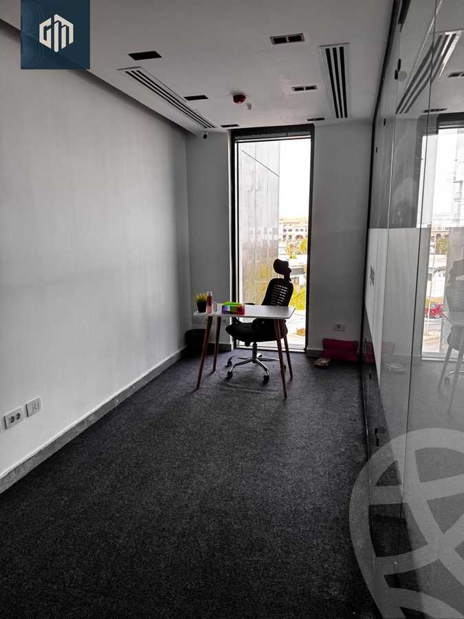 https://aqarmap.com.eg/ar/listing/6305237-for-rent-cairo-new-cairo-compounds-hyde-park-business-district