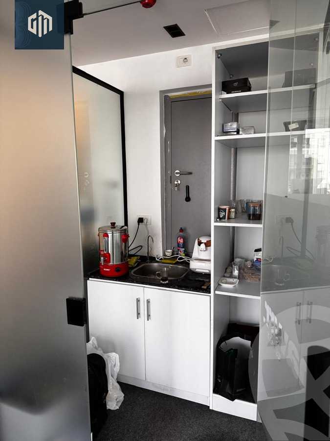 https://aqarmap.com.eg/ar/listing/6305237-for-rent-cairo-new-cairo-compounds-hyde-park-business-district