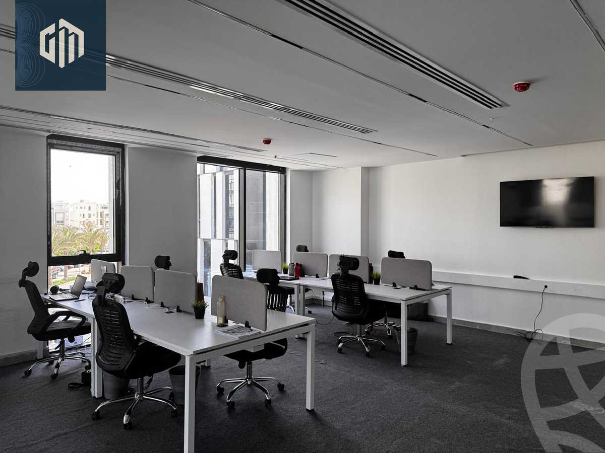 https://aqarmap.com.eg/ar/listing/6305237-for-rent-cairo-new-cairo-compounds-hyde-park-business-district