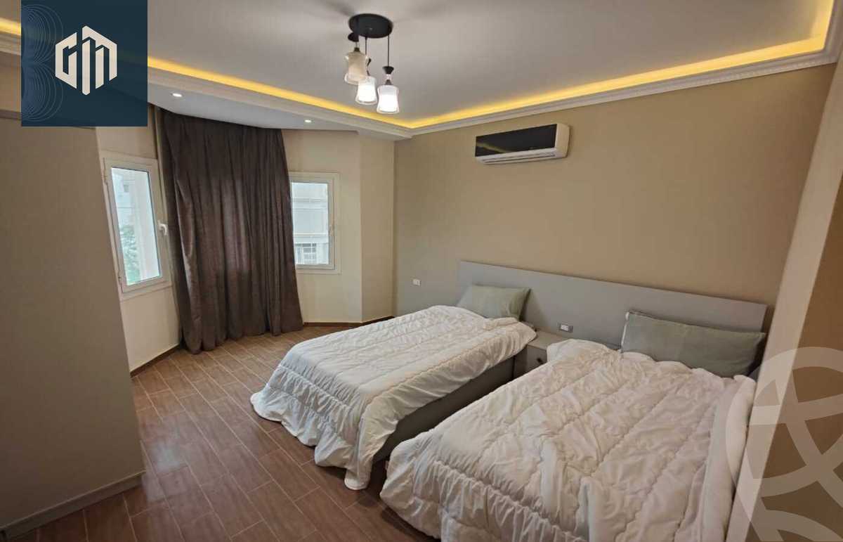 https://aqarmap.com.eg/ar/listing/6306087-for-rent-cairo-new-cairo-compounds-hyde-park-centre-ville-hyde-park