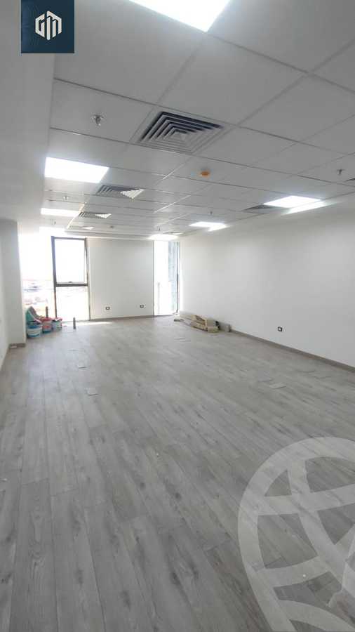 https://aqarmap.com.eg/ar/listing/6306627-for-rent-cairo-new-cairo-compounds-hyde-park-centre-ville-hyde-park