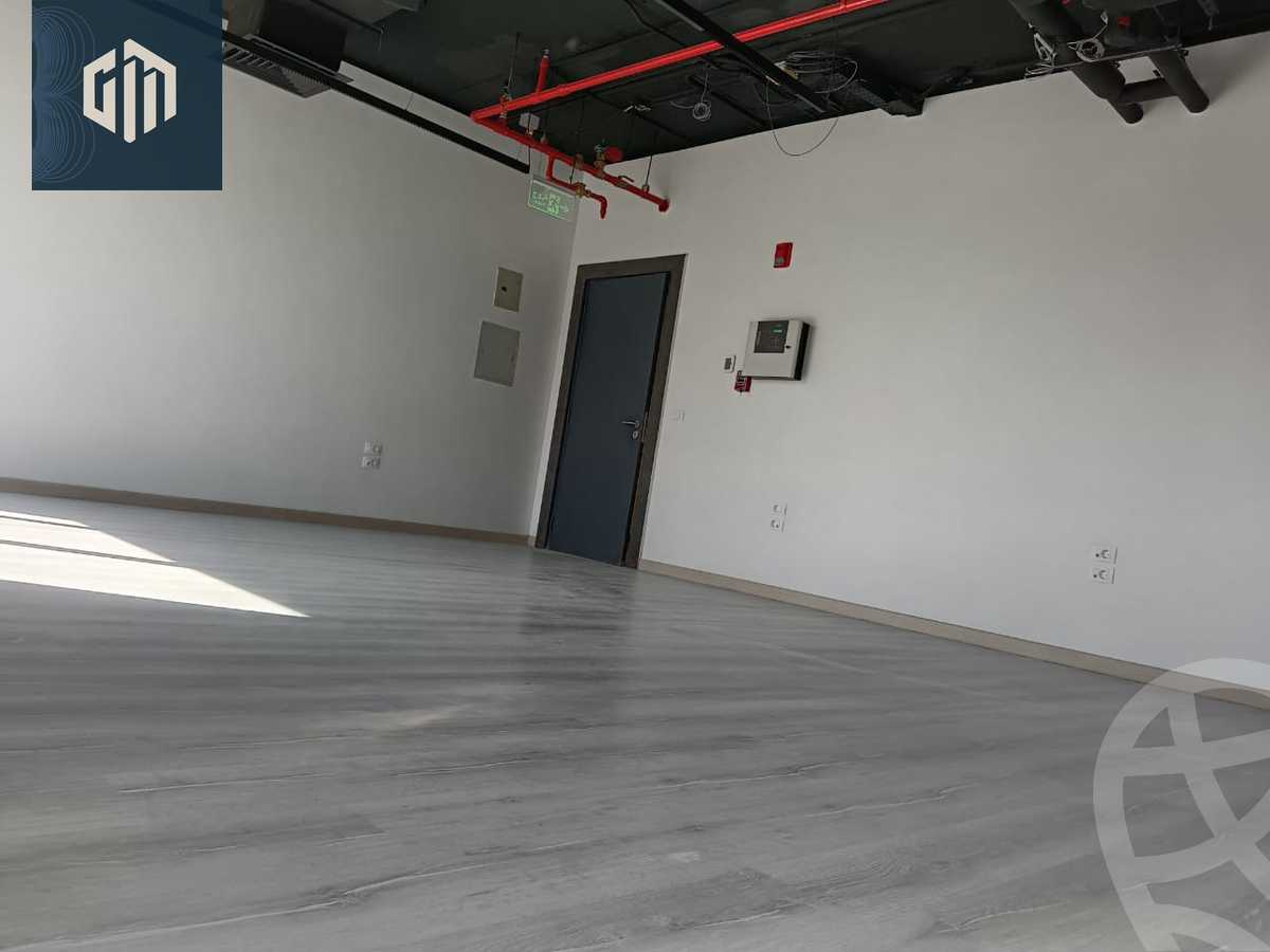 https://aqarmap.com.eg/ar/listing/6306897-for-rent-cairo-new-cairo-compounds-hyde-park-centre-ville-hyde-park