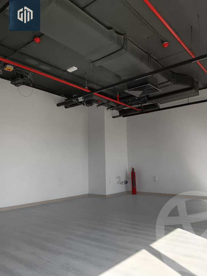https://aqarmap.com.eg/ar/listing/6306897-for-rent-cairo-new-cairo-compounds-hyde-park-centre-ville-hyde-park