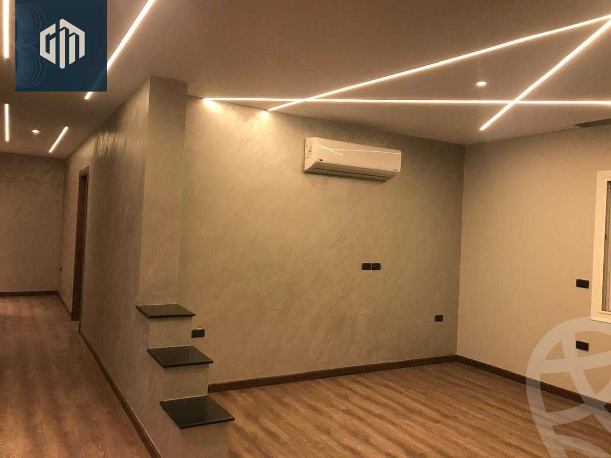 https://aqarmap.com.eg/ar/listing/6306953-for-rent-cairo-new-cairo-compounds-hyde-park-centre-ville-hyde-park