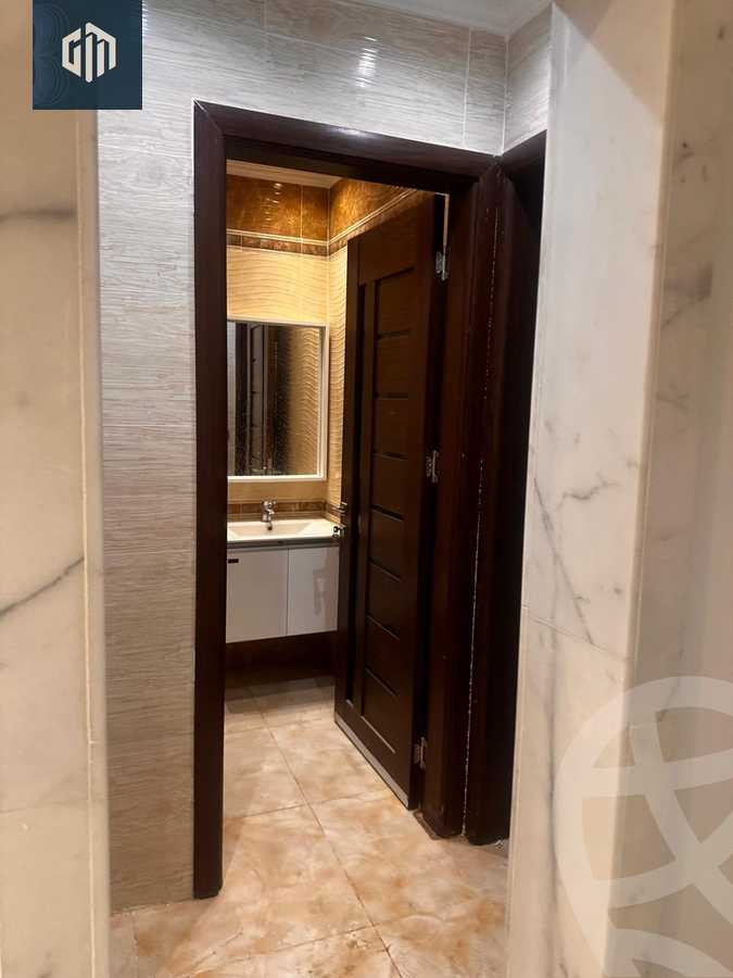 https://aqarmap.com.eg/ar/listing/6309529-for-sale-cairo-new-cairo-compounds-mivida-mivida-business-park-emaar