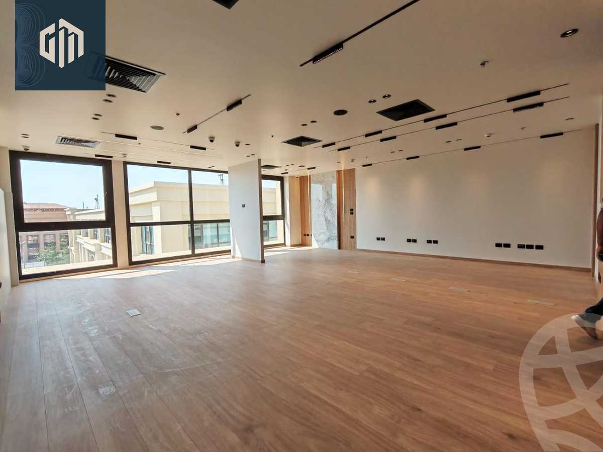 https://aqarmap.com.eg/ar/listing/6309556-for-sale-cairo-new-cairo-compounds-mivida-mivida-business-park-emaar