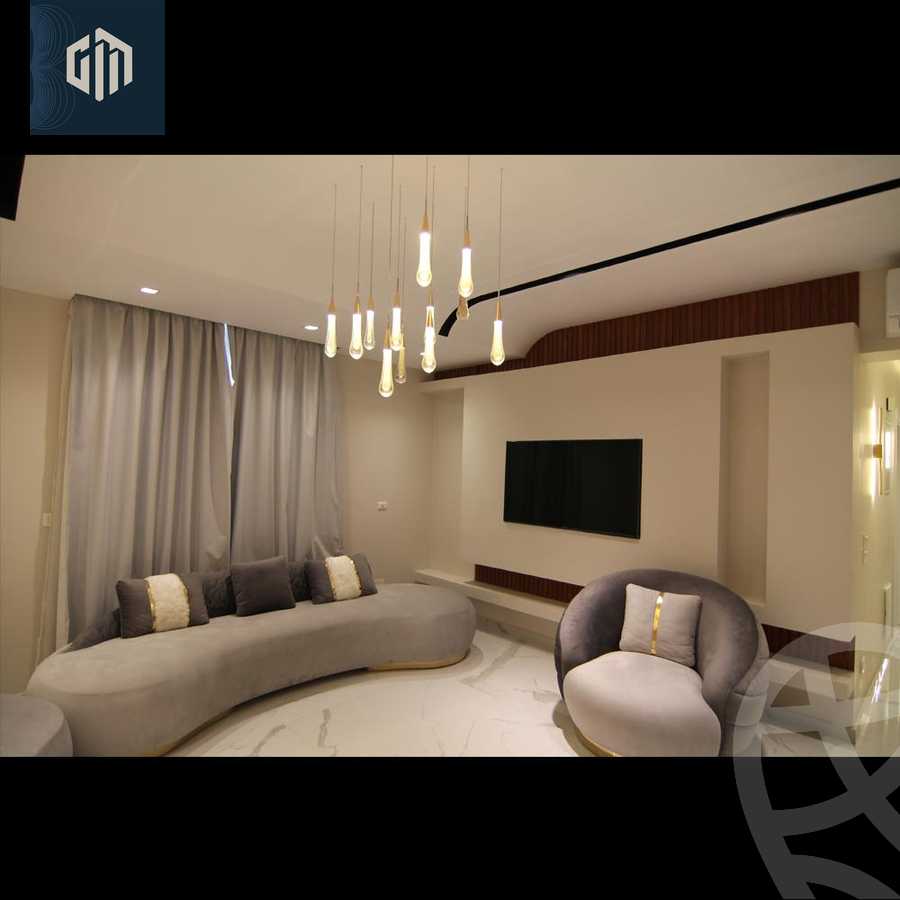 https://aqarmap.com.eg/en/listing/6312804-for-sale-cairo-new-cairo-compounds-hyde-park-centre-ville-hyde-park