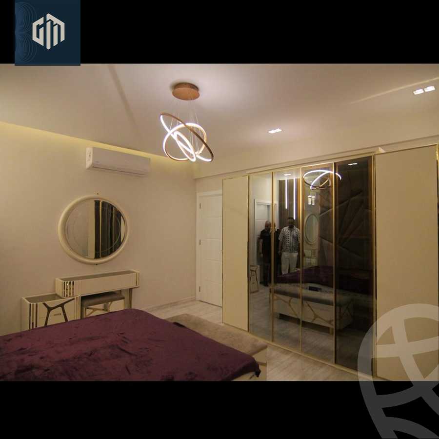 https://aqarmap.com.eg/en/listing/6312804-for-sale-cairo-new-cairo-compounds-hyde-park-centre-ville-hyde-park