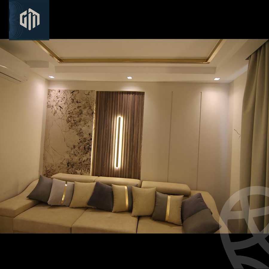 https://aqarmap.com.eg/en/listing/6312804-for-sale-cairo-new-cairo-compounds-hyde-park-centre-ville-hyde-park