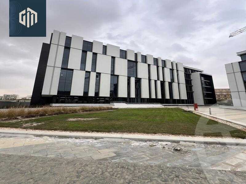 https://aqarmap.com.eg/en/listing/6403086-for-rent-cairo-new-cairo-compounds-hyde-park-centre-ville-hyde-park