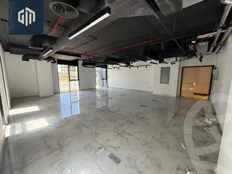 https://aqarmap.com.eg/ar/listing/6405742-for-rent-cairo-new-cairo-compounds-hyde-park-centre-ville-hyde-park