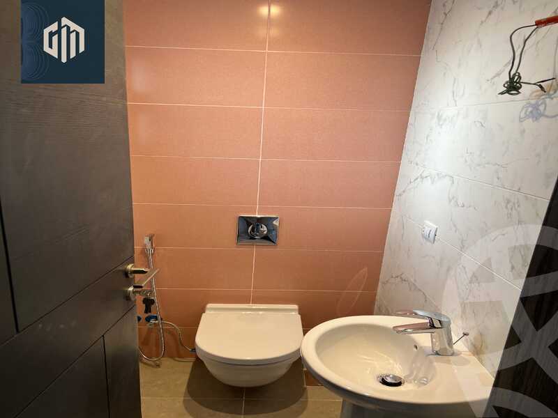https://aqarmap.com.eg/ar/listing/6417983-for-sale-cairo-new-cairo-compounds-mivida-mivida-business-park-emaar