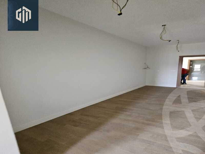 https://aqarmap.com.eg/en/listing/6418211-for-sale-cairo-new-cairo-compounds-mivida-mivida-business-park-emaar