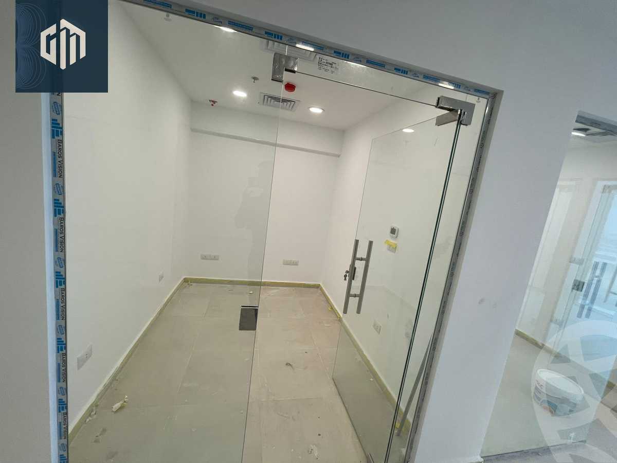 https://aqarmap.com.eg/ar/listing/6418972-for-rent-cairo-new-cairo-compounds-hyde-park-centre-ville-hyde-park