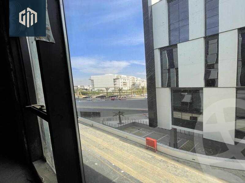 https://aqarmap.com.eg/ar/listing/6425452-for-sale-cairo-new-cairo-compounds-hyde-park-centre-ville-hyde-park