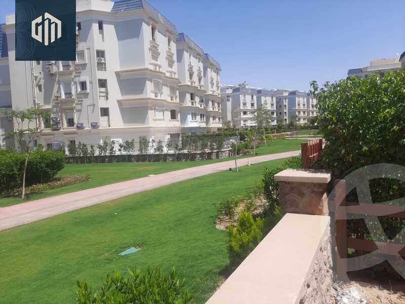 https://aqarmap.com.eg/en/listing/6428772-for-sale-cairo-new-cairo-compounds-hyde-park-centre-ville-hyde-park