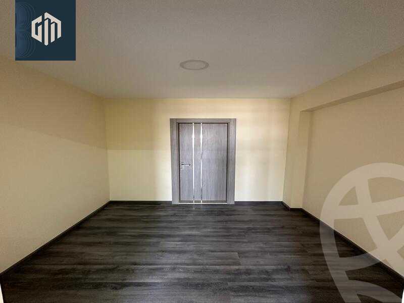 https://aqarmap.com.eg/en/listing/6428824-for-sale-cairo-new-cairo-compounds-hyde-park-centre-ville-hyde-park