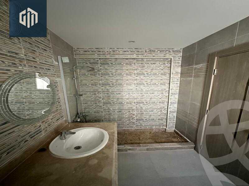 https://aqarmap.com.eg/en/listing/6428824-for-sale-cairo-new-cairo-compounds-hyde-park-centre-ville-hyde-park