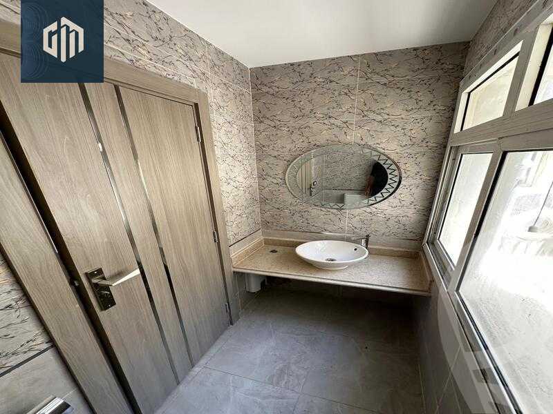 https://aqarmap.com.eg/en/listing/6428824-for-sale-cairo-new-cairo-compounds-hyde-park-centre-ville-hyde-park