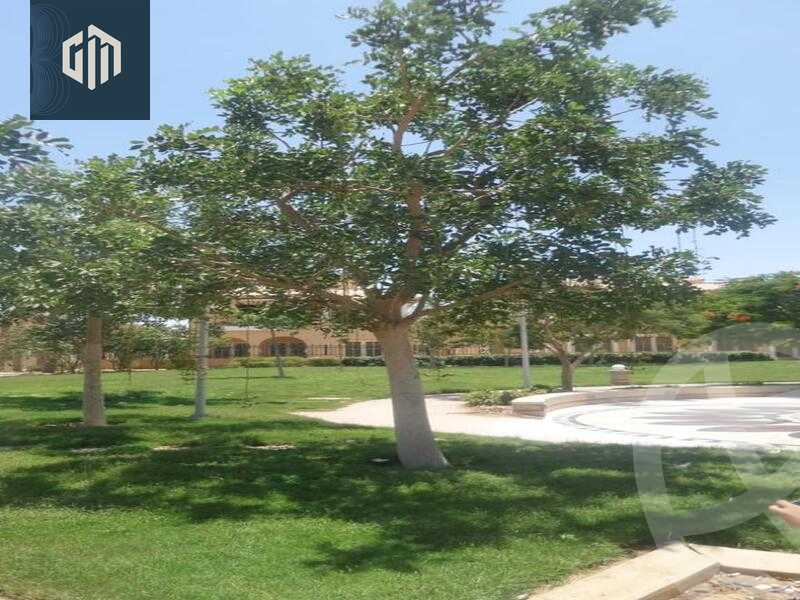 https://aqarmap.com.eg/ar/listing/6428928-for-sale-cairo-new-cairo-compounds-hyde-park-centre-ville-hyde-park