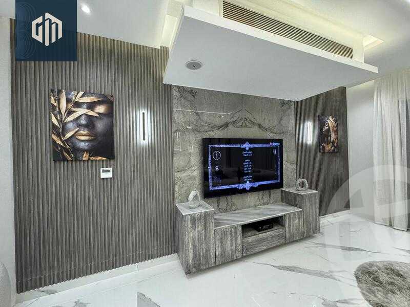 https://aqarmap.com.eg/ar/listing/6429248-for-sale-cairo-new-cairo-compounds-hyde-park-centre-ville-hyde-park