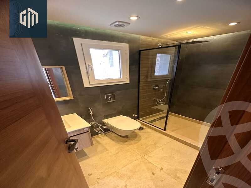 https://aqarmap.com.eg/en/listing/6429923-for-rent-cairo-new-cairo-compounds-hyde-park-centre-ville-hyde-park
