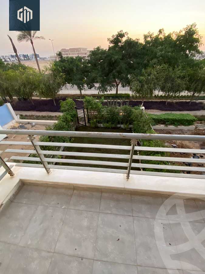 https://aqarmap.com.eg/en/listing/6499575-for-rent-cairo-new-cairo-compounds-hyde-park-centre-ville-hyde-park