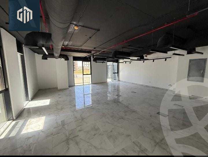 https://aqarmap.com.eg/ar/listing/6499788-for-rent-cairo-new-cairo-compounds-hyde-park-centre-ville-hyde-park