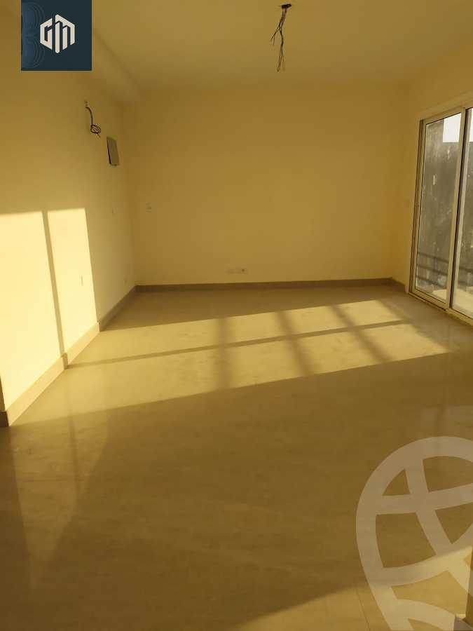 https://aqarmap.com.eg/en/listing/6516494-for-rent-cairo-new-cairo-compounds-mountain-view-hyde-park