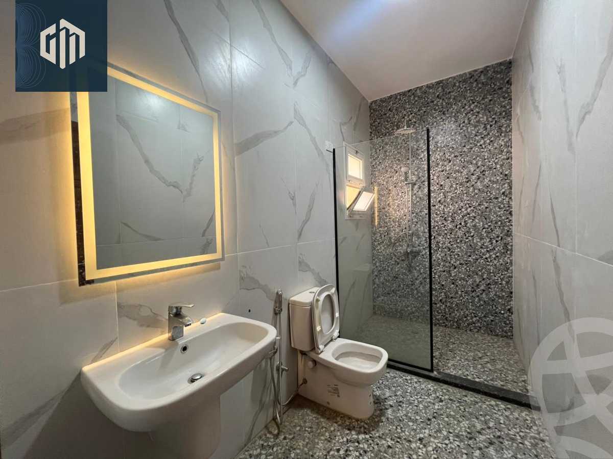 https://aqarmap.com.eg/en/listing/6516533-for-rent-cairo-new-cairo-compounds-mountain-view-hyde-park