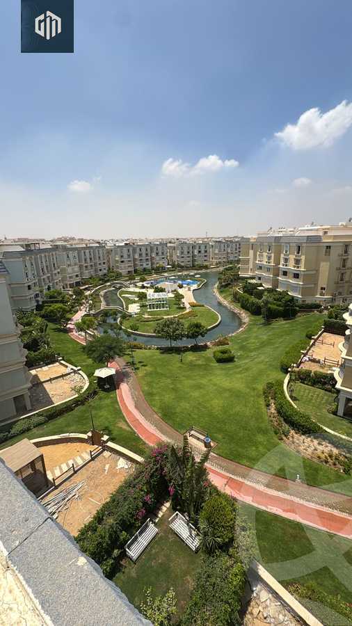 https://aqarmap.com.eg/en/listing/6517410-for-sale-cairo-new-cairo-compounds-mountain-view-hyde-park