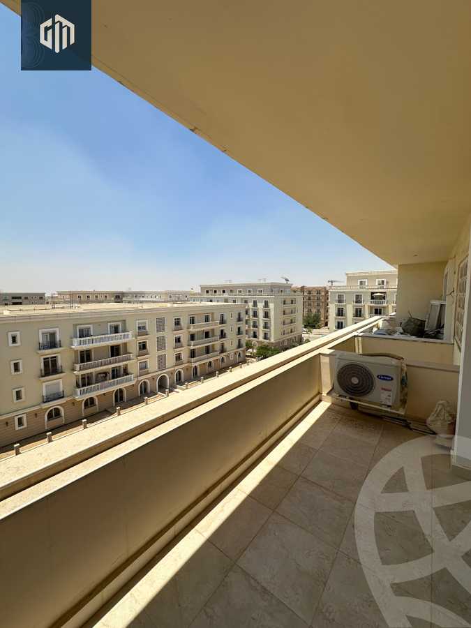 https://aqarmap.com.eg/en/listing/6517494-for-sale-cairo-new-cairo-compounds-mountain-view-hyde-park