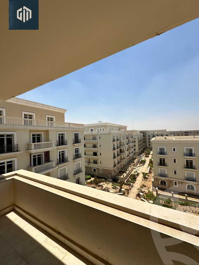 https://aqarmap.com.eg/en/listing/6517494-for-sale-cairo-new-cairo-compounds-mountain-view-hyde-park