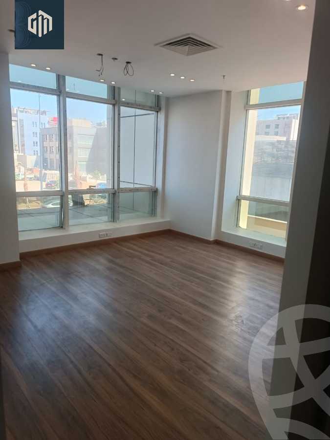 https://aqarmap.com.eg/en/listing/6521100-for-rent-cairo-new-cairo-90th-street-south-teseen-st