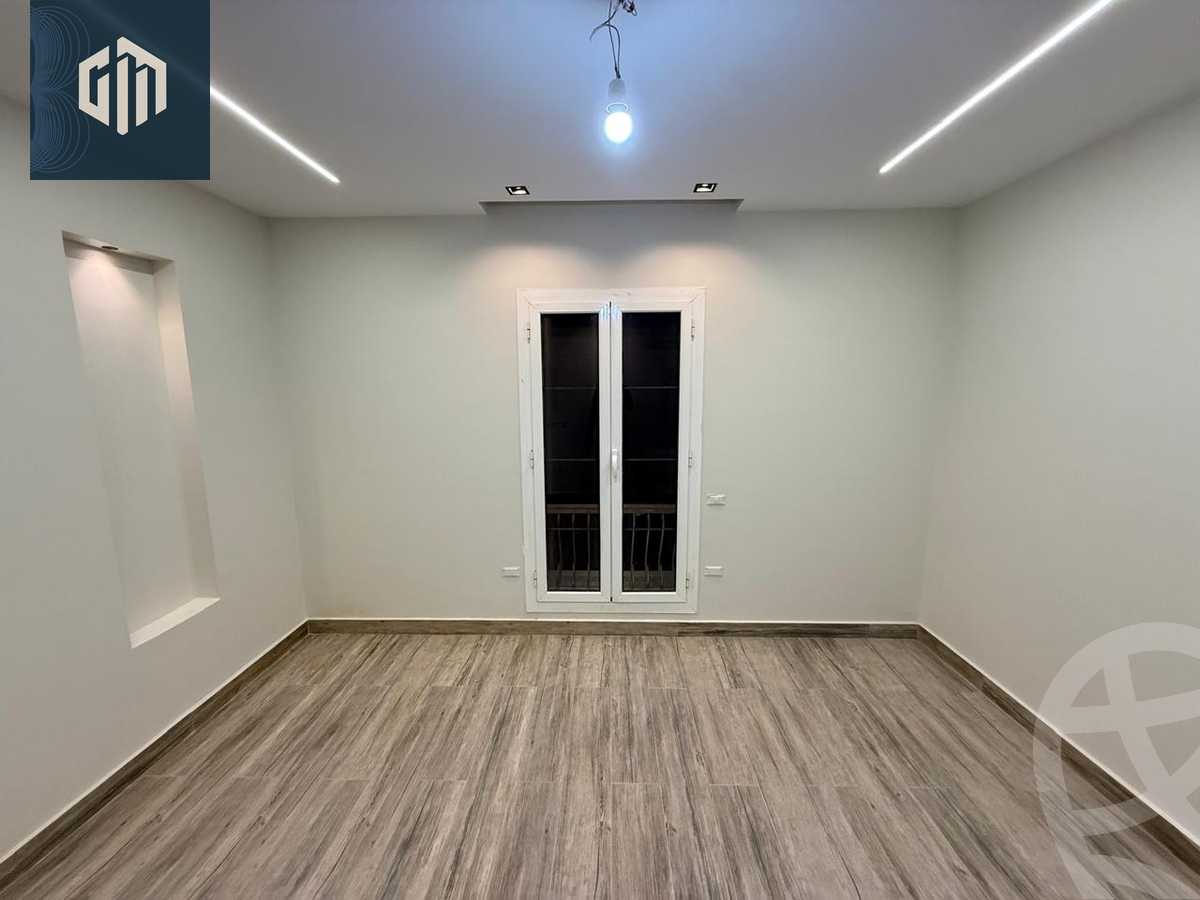 https://aqarmap.com.eg/ar/listing/6522710-for-rent-cairo-new-cairo-compounds-mountain-view-hyde-park