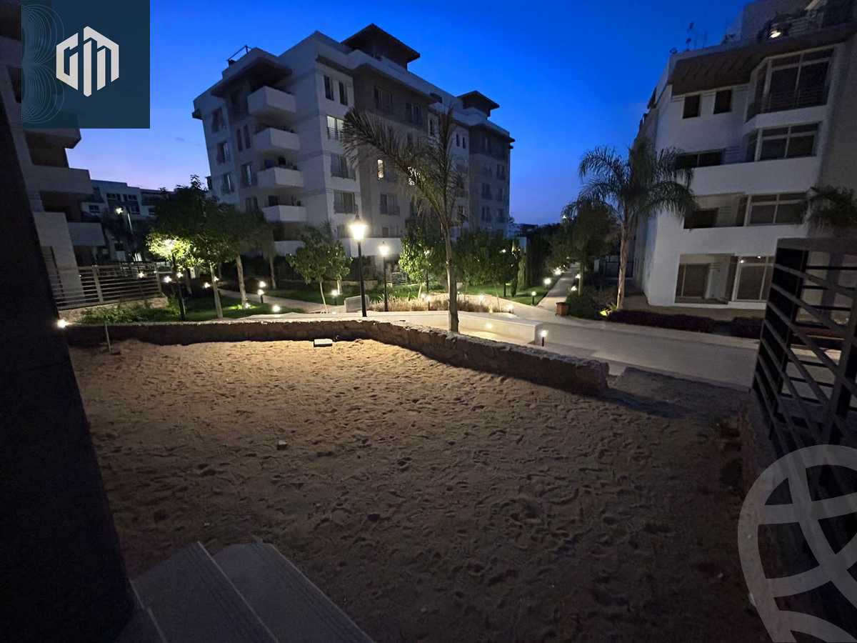 https://aqarmap.com.eg/en/listing/6525300-for-sale-cairo-new-cairo-compounds-mountain-view-hyde-park