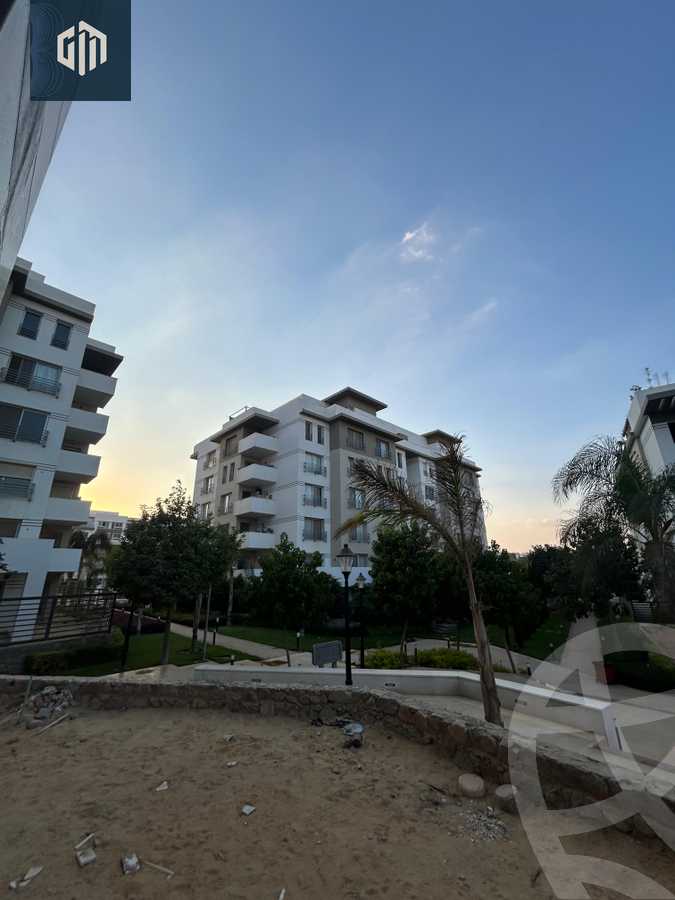 https://aqarmap.com.eg/en/listing/6525300-for-sale-cairo-new-cairo-compounds-mountain-view-hyde-park