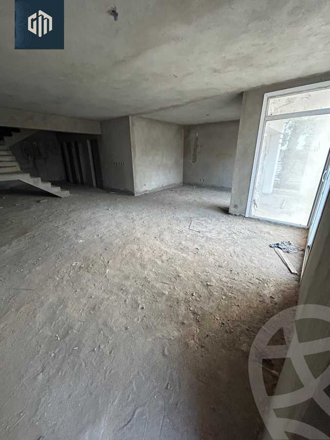 https://aqarmap.com.eg/en/listing/6525300-for-sale-cairo-new-cairo-compounds-mountain-view-hyde-park