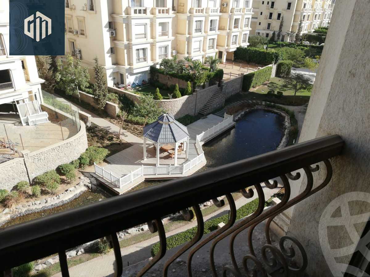 https://aqarmap.com.eg/ar/listing/6528686-for-sale-cairo-new-cairo-compounds-mountain-view-hyde-park