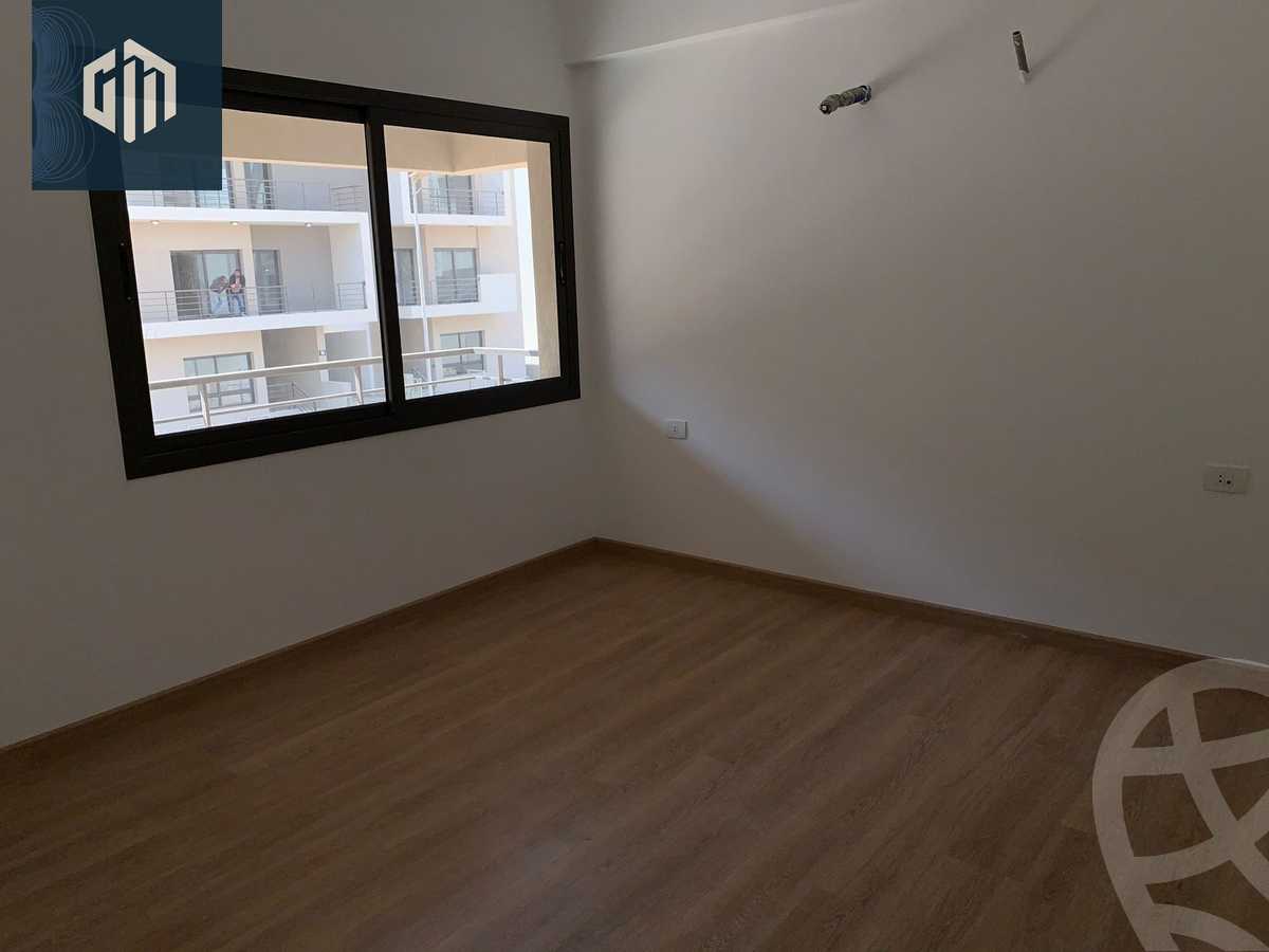 https://aqarmap.com.eg/ar/listing/6547811-for-rent-cairo-new-cairo-compounds-mwn-ryzydns-lmrsm-llttwyr