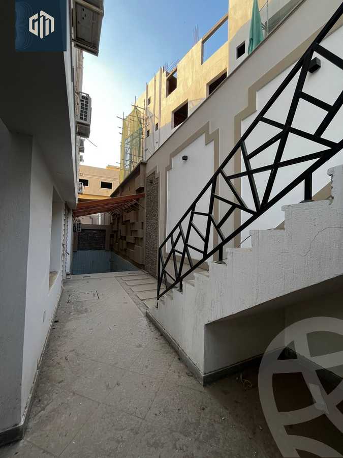 https://aqarmap.com.eg/ar/listing/6547818-for-rent-cairo-new-cairo-compounds-west-golf