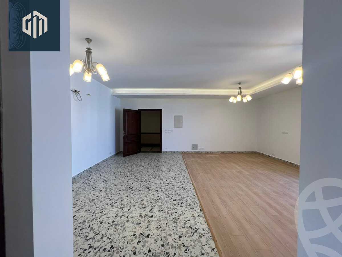 https://aqarmap.com.eg/en/listing/6551902-for-rent-cairo-new-cairo-compounds-hyde-park-centre-ville-hyde-park