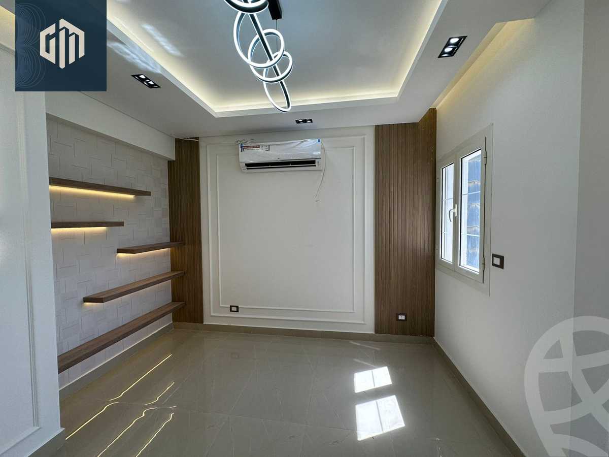 https://aqarmap.com.eg/ar/listing/6553776-for-rent-cairo-new-cairo-compounds-mountain-view-hyde-park