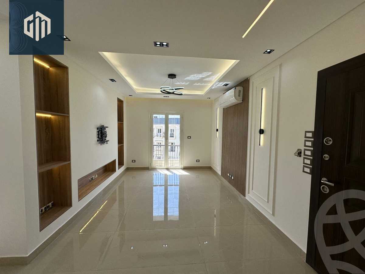 https://aqarmap.com.eg/en/listing/6553830-for-rent-cairo-new-cairo-compounds-mountain-view-hyde-park