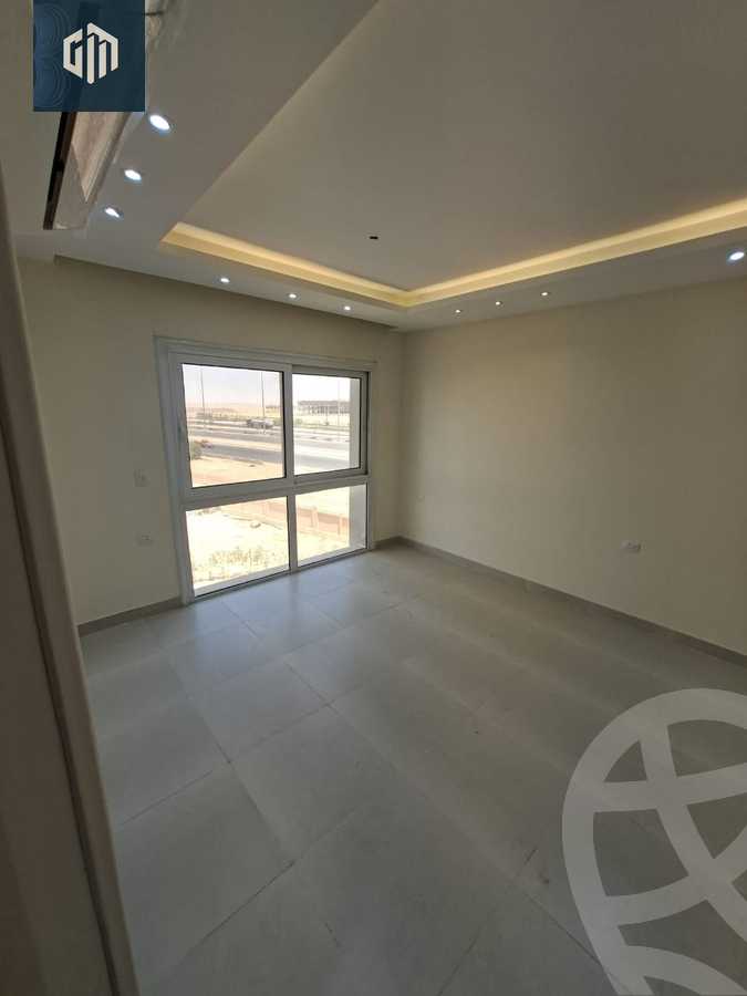 https://aqarmap.com.eg/ar/listing/6563558-for-rent-cairo-new-cairo-compounds-mountain-view-hyde-park